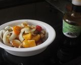 A picture of step 6 of Salad with Arbequina Olives, Orange, and Cherry Tomatoes.