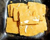 A picture of step 4 of Besan Barfi.