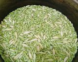 Foto langkah ke 1 dari resep [246] Tumis Bunga Pepaya.