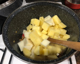Foto del paso 4 de la receta: Guiso de ajo patatas a lo pobre y a mi manera