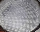 Foto del paso 1 de la receta: Bizcochuelo económico y esponjoso de dos huevos