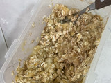 Bolitas de plátano con avena y chispas de chocolate