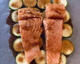Foto langkah ke 2 dari resep Ikan salmon sehat zukini bakar oven kilat.