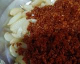 A picture of step 2 of Garlic pickle.