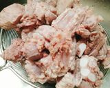 Hình bước làm 1 của món Sườn non xào gừng