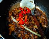 Foto langkah ke 12 dari resep Kwetiaw siram sapi ladahitam.