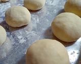 Foto langkah ke 4 dari resep DONAT SUPER EMPUK,LEMBUT DAN RINGAN Tanpa Kentang.