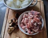 A picture of step 1 of Stew Radish.