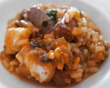 Foto del paso 9 de la receta: Arroz caldoso de rape y salchichas