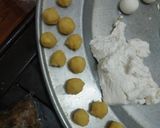 Hình bước làm 1 của món Bánh rán vừng