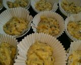 Foto langkah ke 4 dari resep Banana Muffin.