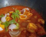 A picture of step 6 of Kadai paneer.