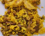 Foto del paso 7 de la receta: Arroz con pollo y setas