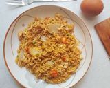 Foto langkah ke 5 dari resep Indomie Nyemek (Spesial Pake Telor).