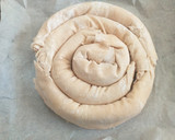 Foto del paso 4 de la receta: Rollo de manzana y Canela y frutos secos