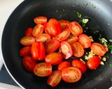 A picture of step 1 of Pan Fried Tomatoes.