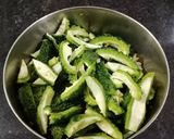 A picture of step 1 of Kaju Karela Sabji.