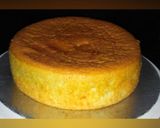 A picture of step 6 of 2 pounds sponge cake.
