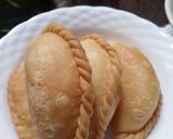 Foto langkah ke 13 dari resep Pastel Isi Bihun & Sambal Kacang (+ tutorial memilin pastel).
