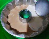 Foto langkah ke 4 dari resep Pudding 3 rasa susu, kopi dan coklat.