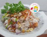 รูปขั้นตอนการทำที่ 2 ของ ยำวุ้นเส้นโบราณ🍝