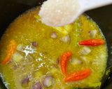 Foto langkah ke 4 dari resep Acar Kuning (Timun, Wortel, Buncis).