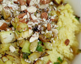 Foto del paso 2 de la receta: Cuscús con almendras, arándanos secos y zaatar