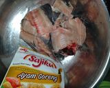 Foto langkah ke 1 dari resep Duri Lele crispy.