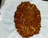 A picture of step 3 of Peanuts Chikki.
