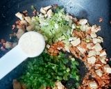 A picture of step 5 of Chicken macaroni.