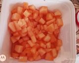 A picture of step 1 of Muskmelon lassi.