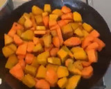 Foto del paso 1 de la receta: Sopa Crema de Zapallo Japonés, Zanahoria y Boniato