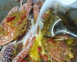 Foto langkah ke 4 dari resep Kare rajungan.