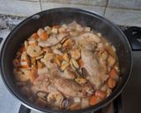 Foto del paso 4 de la receta: Pechugas de pavo con marisco