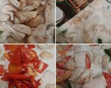 A picture of step 2 of Tom Kha Gai (Chicken Coconut Soup) 🐔🌶🍅🌿.