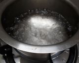 A picture of step 2 of Upma (without onion).