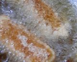 A picture of step 3 of Bread Chicken pockets.