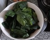 Foto del paso 1 de la receta: Espinacas a la crema