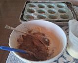 A picture of step 4 of Vegan Marble Muffins.