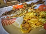 Trucha rellena y papas cremosas