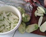 Foto langkah ke 1 dari resep Manisan mangga muda hot.