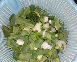 Foto langkah ke 2 dari resep Mie Goreng Sayur.