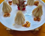A picture of step 8 of Halwai style modak.