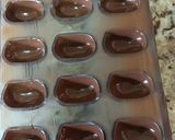 Foto del paso 7 de la receta: Bombones de chocolate rellenos de vino