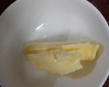 A picture of step 5 of Garlic Bread with fresh basil (no oven bread).