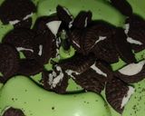 Foto langkah ke 5 dari resep Puding Cokelat Oreo ala O-N Dapur.