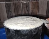 A picture of step 1 of Semolina Masa.