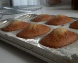 Une image de l'étape 13 de Madeleines fourrées pistache.