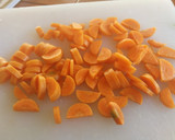 Foto del paso 6 de la receta: Caldo con mollejas de pollo y patata