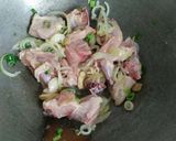 Foto langkah ke 5 dari resep Sup Ayam dan Jamur Bumbu Jahe.